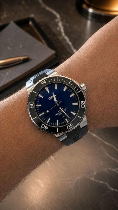Oris Aquis Date (OT106)